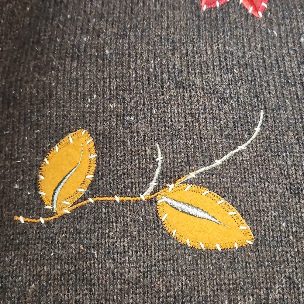 Holiday Lodge by Northcrest Women's Embroidered Cardigan 1X Leaves Fall - Picture 11 of 12